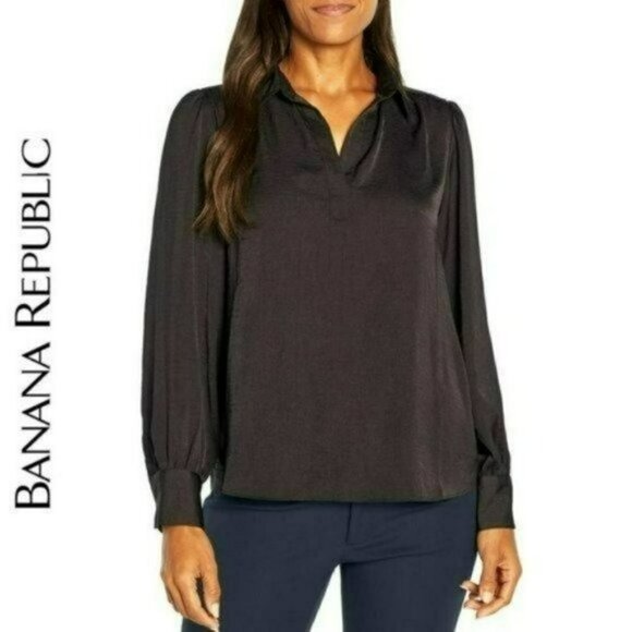 NWT Banana Republic Women's Lightweight Satin Split Collar Top Pullover Blouse - Picture 1 of 10